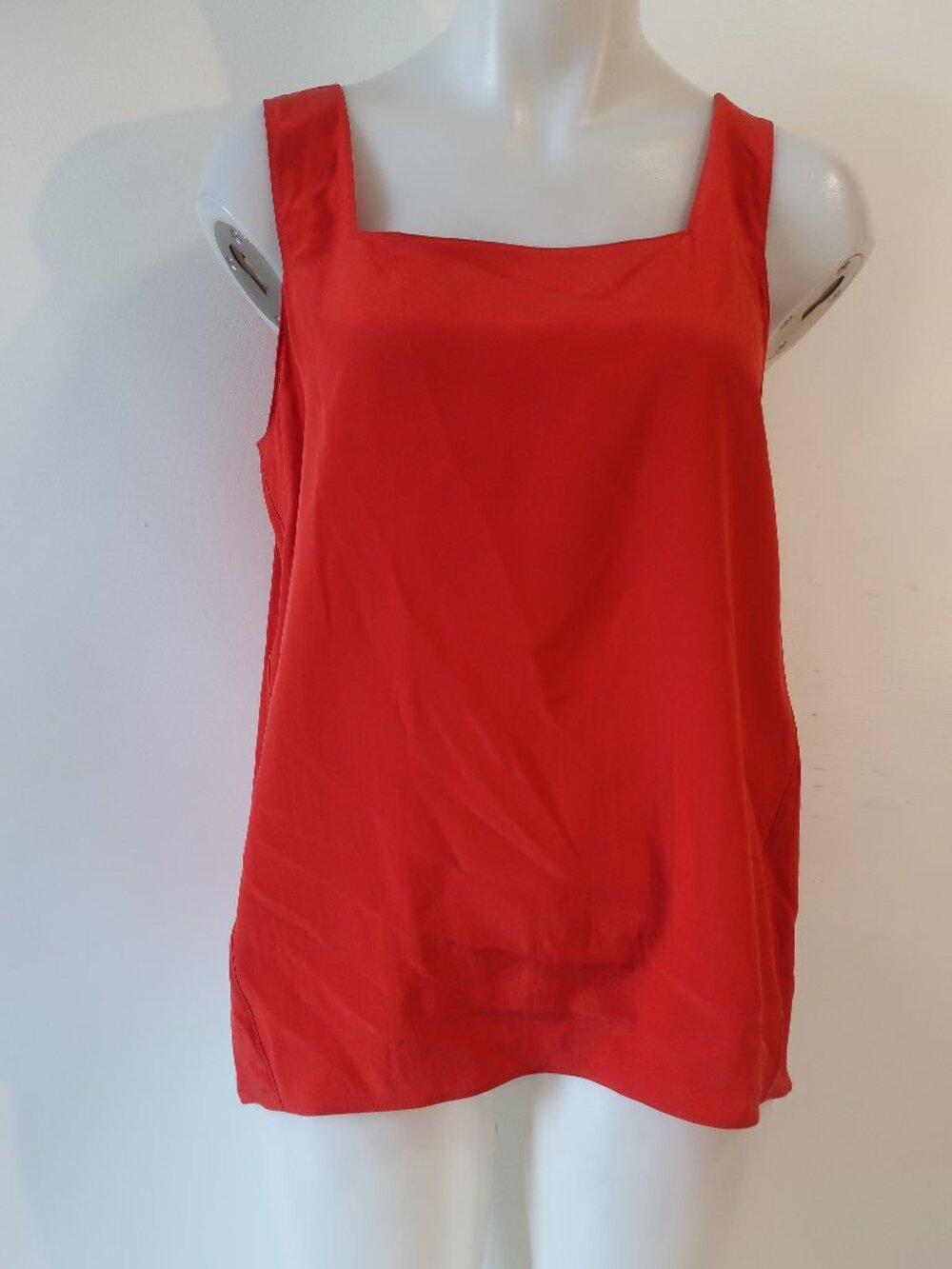 Womens Yves Saint Laurent (Item- 40) Pure Silk Square Neck Sleeveless Top M